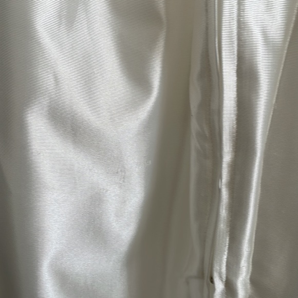 Graduation gown - Picture 7 of 8